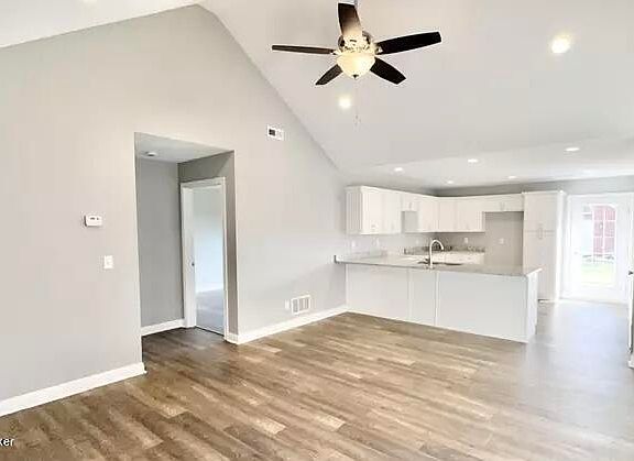 4th image of 125A Lanai Dr