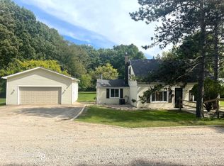 2889 Dearborn St, Flint, MI 48507