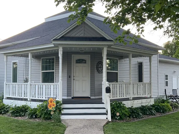 210 W 13th St, Garner, IA 50438