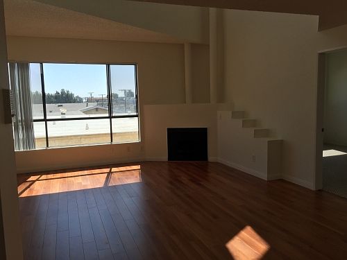 3rd image of 12707 Caswell Ave APT 106