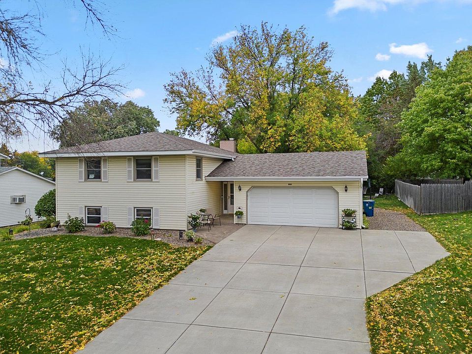 1st image of 2431 Standridge Ave