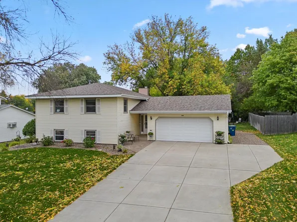 2431 Standridge Ave, Saint Paul, MN 55109