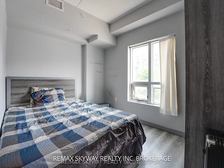 275 Larch St #H203 — Photo 18