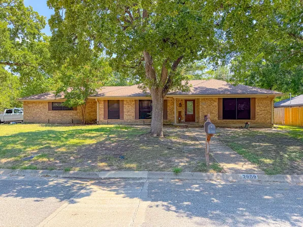 2809 Lafayette St, Corsicana, TX 75110