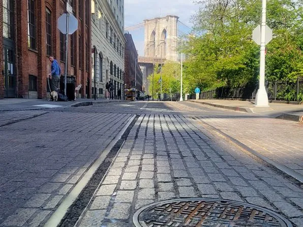 98 Front Street image 26 of 29