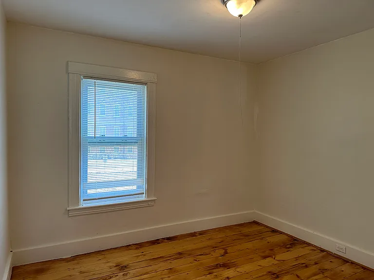 81 Illinois St #3 — Photo 8