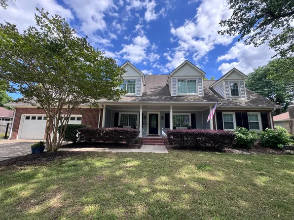 1436 Sir Richard Rd, Virginia Beach, VA 23455