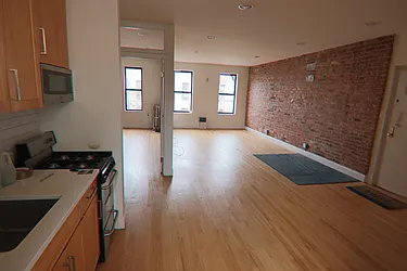 Rented by PMG Real Estate 