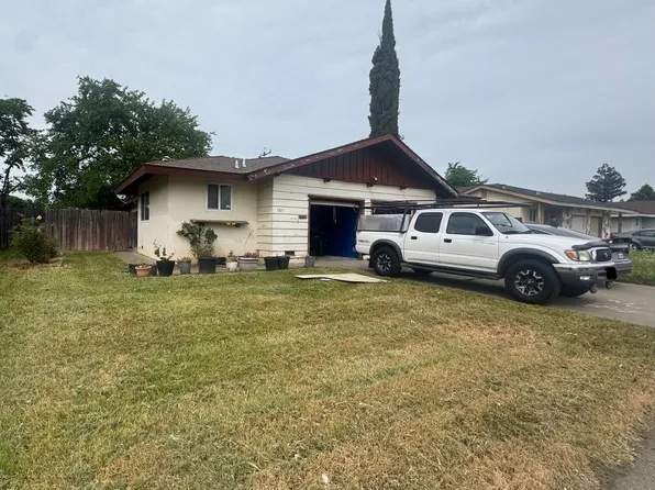7817 Loucreta Dr, Sacramento, CA 95828