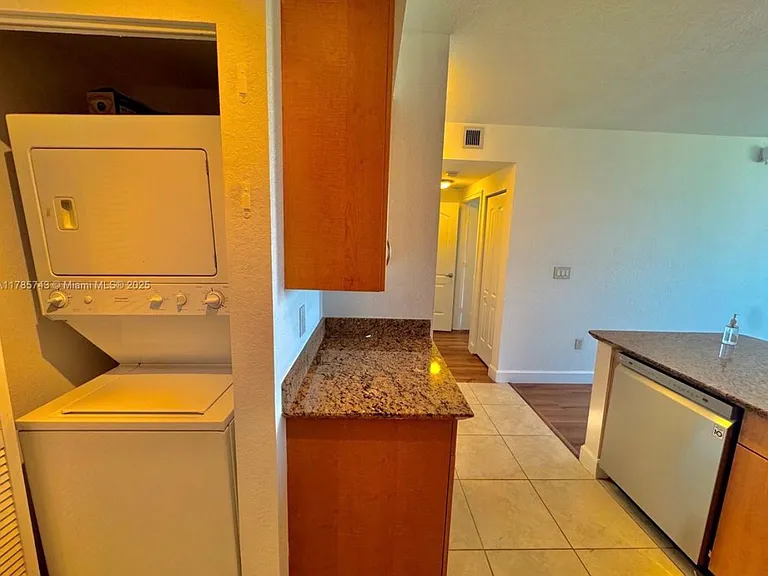 1830 Radius Dr #910 — Photo 5