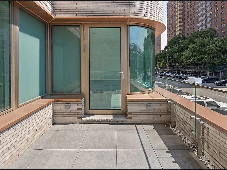 208 Delancey St #2A — Photo 7
