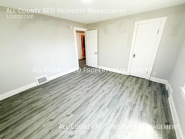 900 Roslyn Ave SW — Photo 15