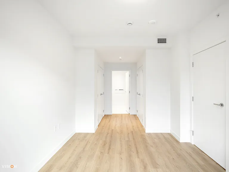 755 Harbourside Dr #619 — Photo 12