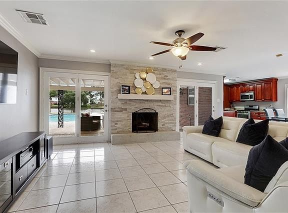 5th image of 7230 Thornley Dr