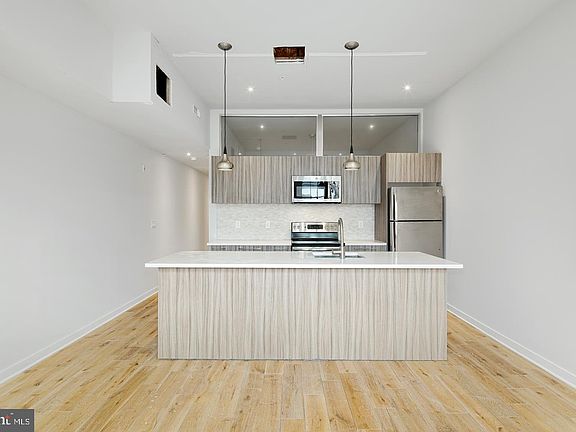 5th image of 412-26 S 13th St #310