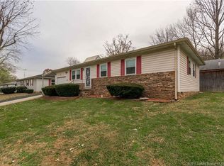 509 E Main St NW, Depauw, IN 47115