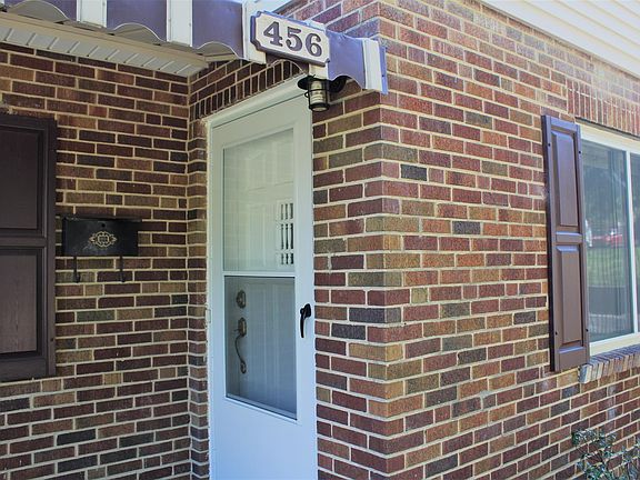 3rd image of 456 Wilke Dr