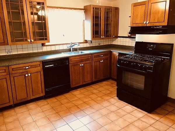 1st image of 5 Avalon Ave #0