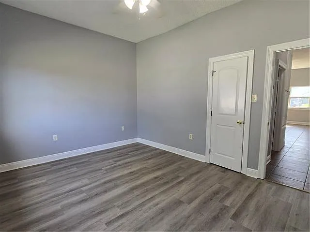 112 Saint Rose Ave #A — Photo 9