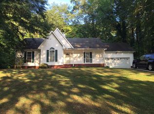 3621 Creek Path Rd, Guntersville, AL 35976