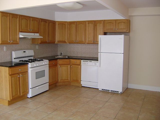 1st image of 2447 44th St APT 2G