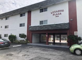 7910 Taft St APT 308, Hollywood, FL 33024