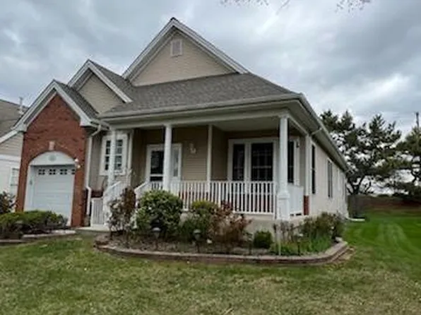 40 Hummingbird Dr, Hamilton, NJ 08690