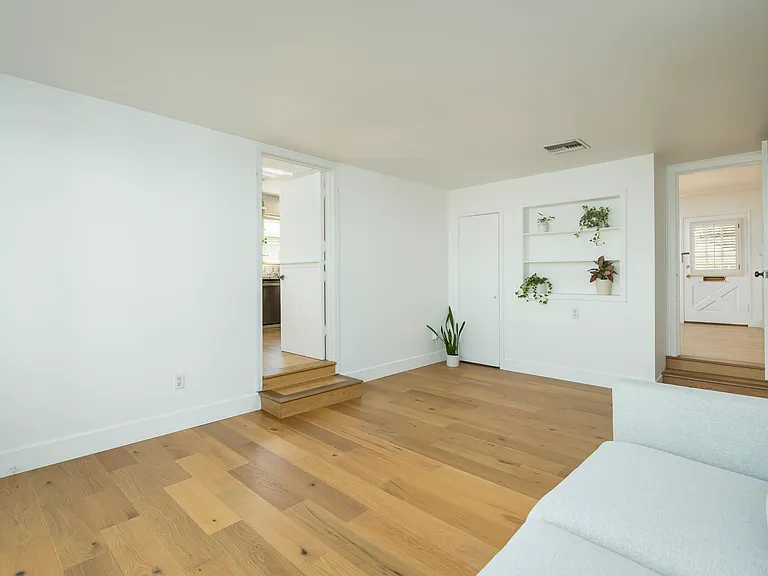 Family Room/Den/Guest Room