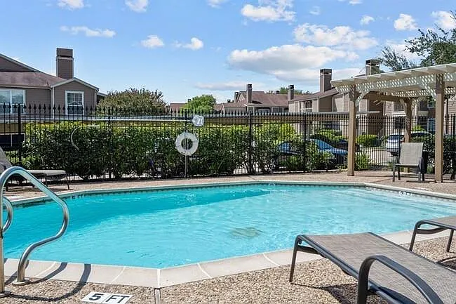 1860 White Oak Dr #217 — Photo 26