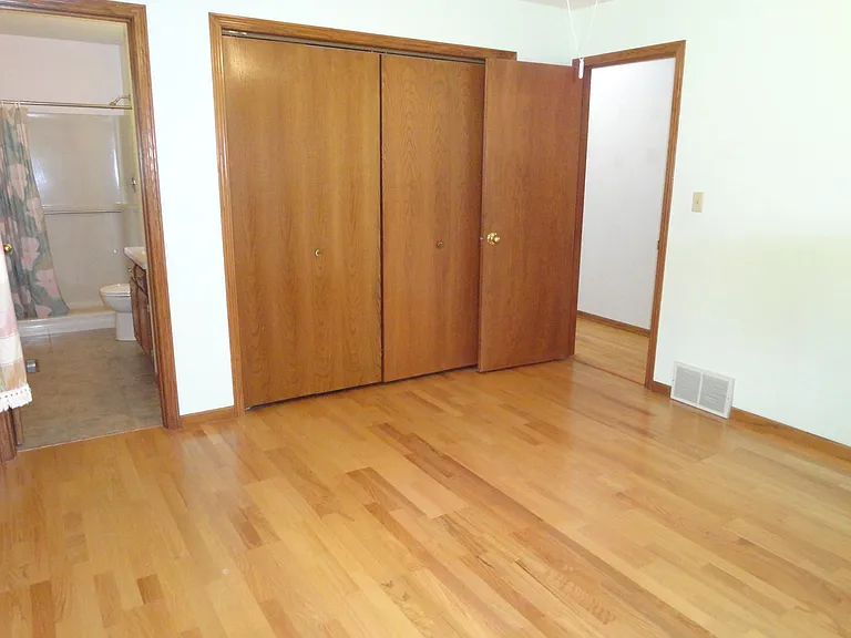 503 24th St SW — Photo 12