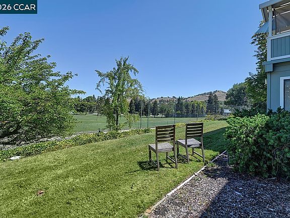 5th image of 2724 Tice Creek Dr APT 2