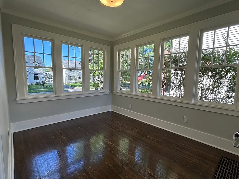 329 Somershire Dr — Photo 11