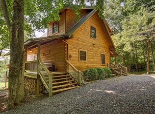 733 N Brooks Cove Rd, Hayesville, NC 28904