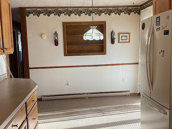 Kitchen from doorway 