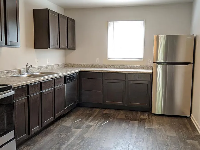 1110 S Cross St #1 — Photo 6