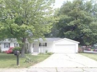 828 Parkview Dr, New Castle, IN 47362