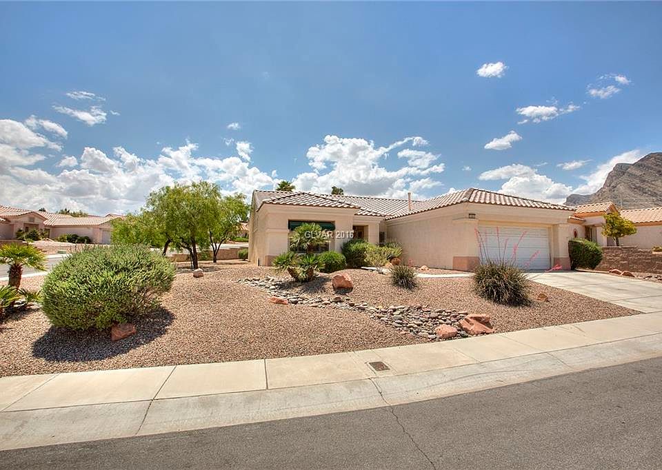 1st image of 10901 Pine Meadows Ct