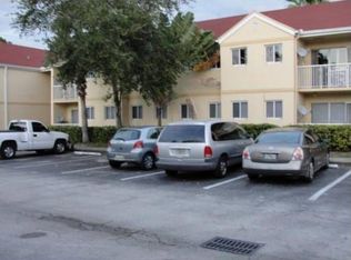 13820 SW 112th St APT 102, Miami, FL 33186