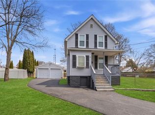 128 Cleveland St, Woonsocket, RI 02895
