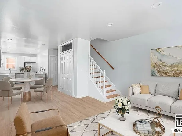 126 Hall St, Brooklyn, NY 11205