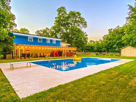 Pool installed 2019