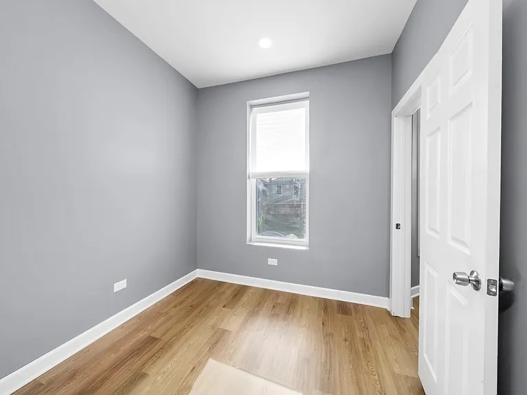 6403 S Justine St #2 — Photo 8