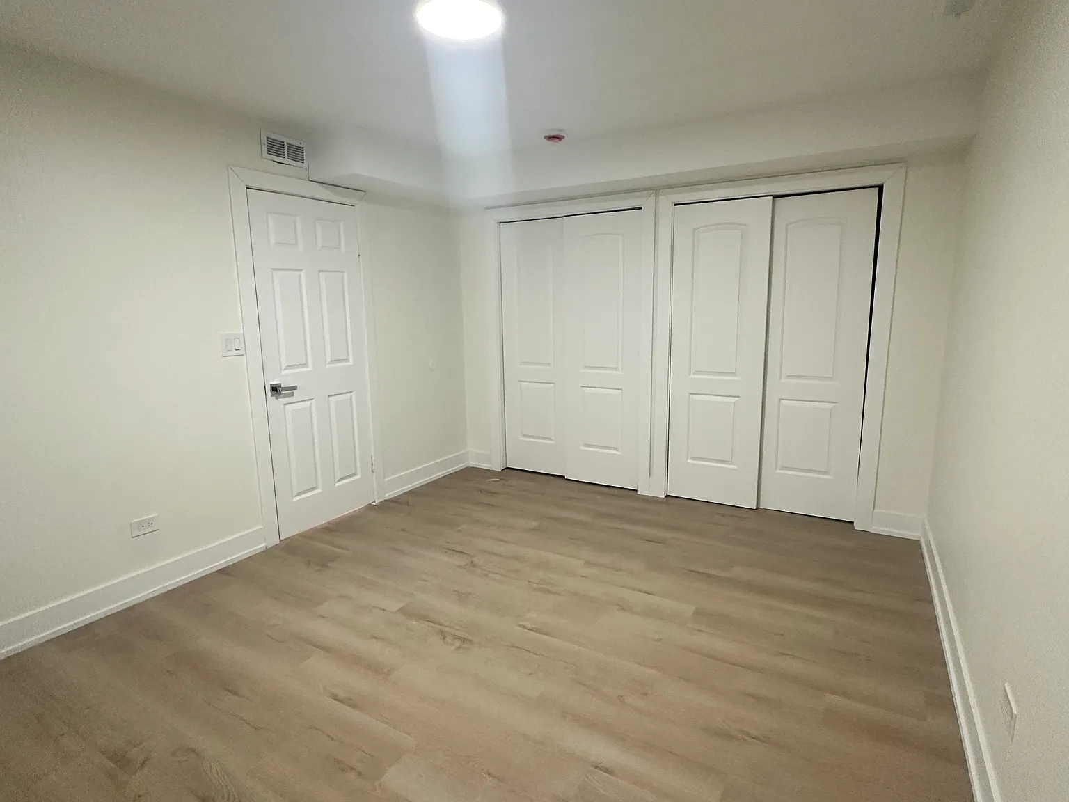 Studio, 600 sqft, $1,500 — Photo 4