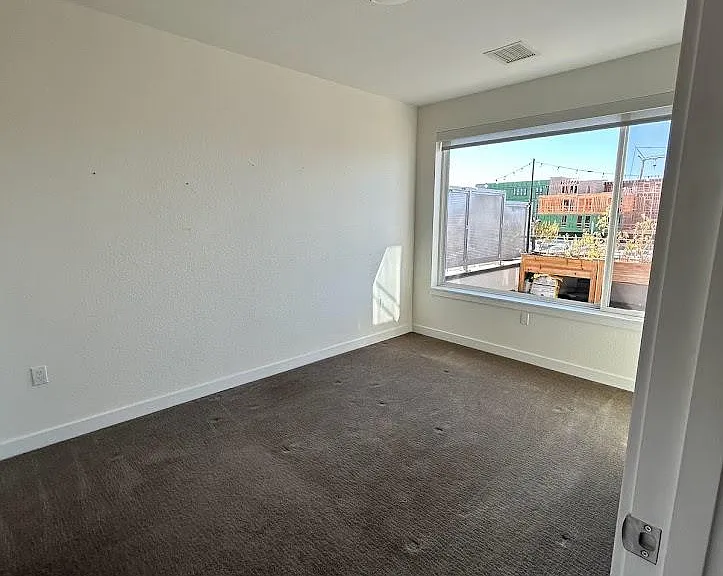 1616 S Broadway St #204 — Photo 12