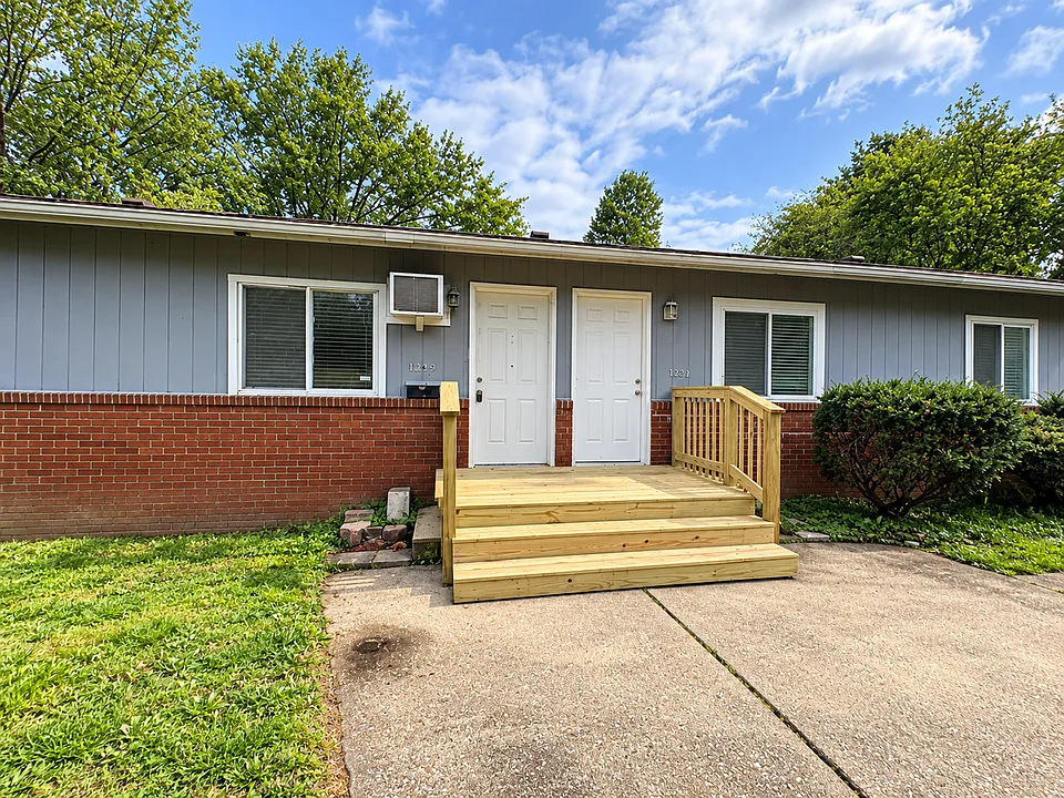 1626 & 1628 Merrill Ave