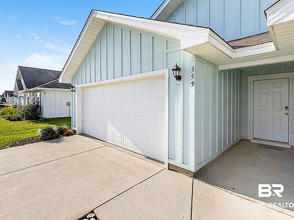 3rd image of 359 Preston Way