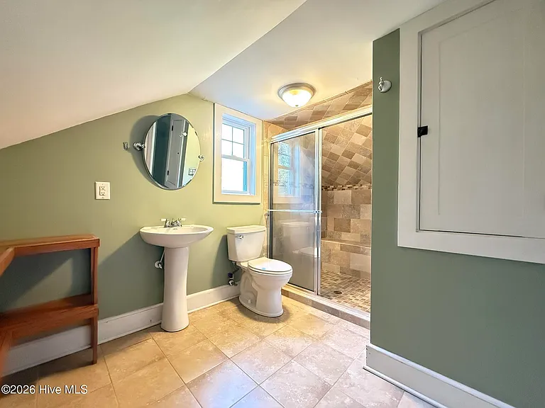 360 E Maine Ave — Photo 25