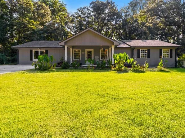 3290 Stonewall Tell Rd, Atlanta, GA 30349