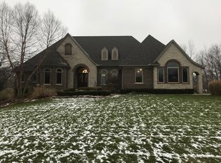 4697 Timber Ridge Dr, Romeo, MI 48065