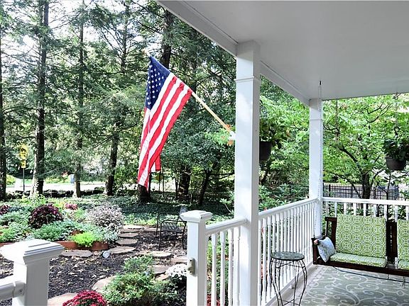 2nd image of 85 White Pond Dr